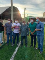Vereadores participaram da inauguração do primeiro campo de futebol sintético em Candeias do Jamari